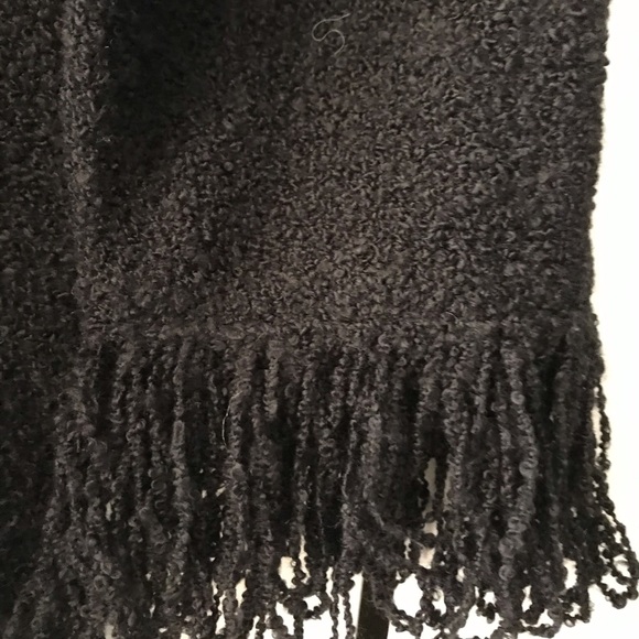 Dialogue black fuzzy fringed crew tunic sweater - Picture 6 of 6